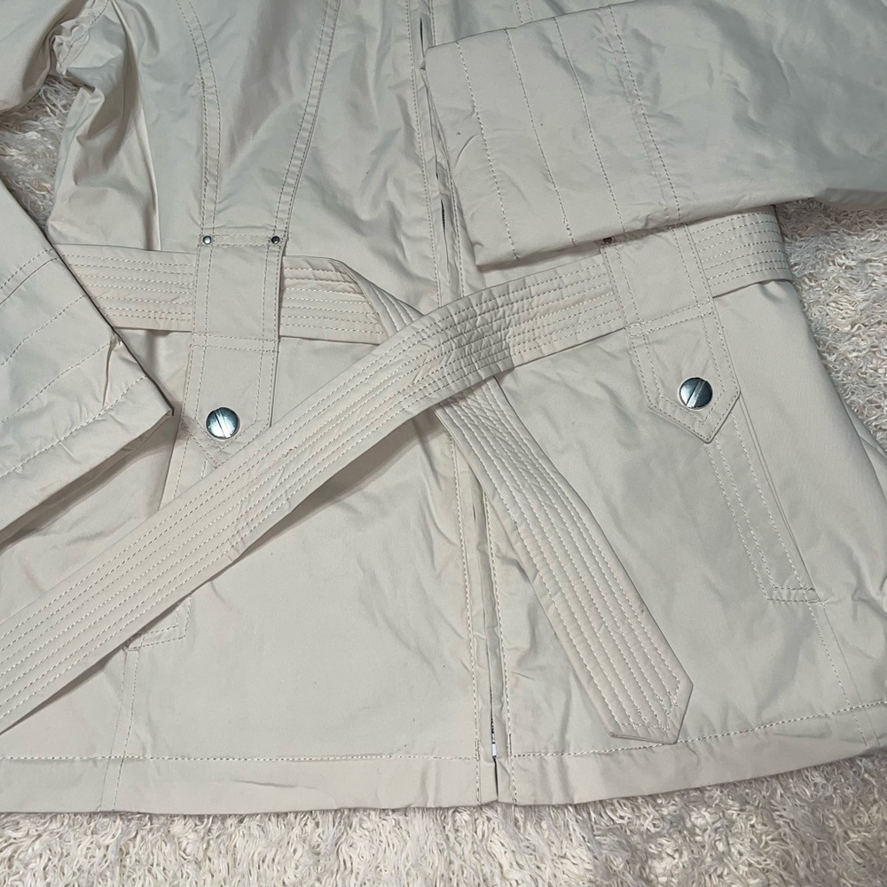 Weather tamer cream hooded jacket - Picture 2 of 6